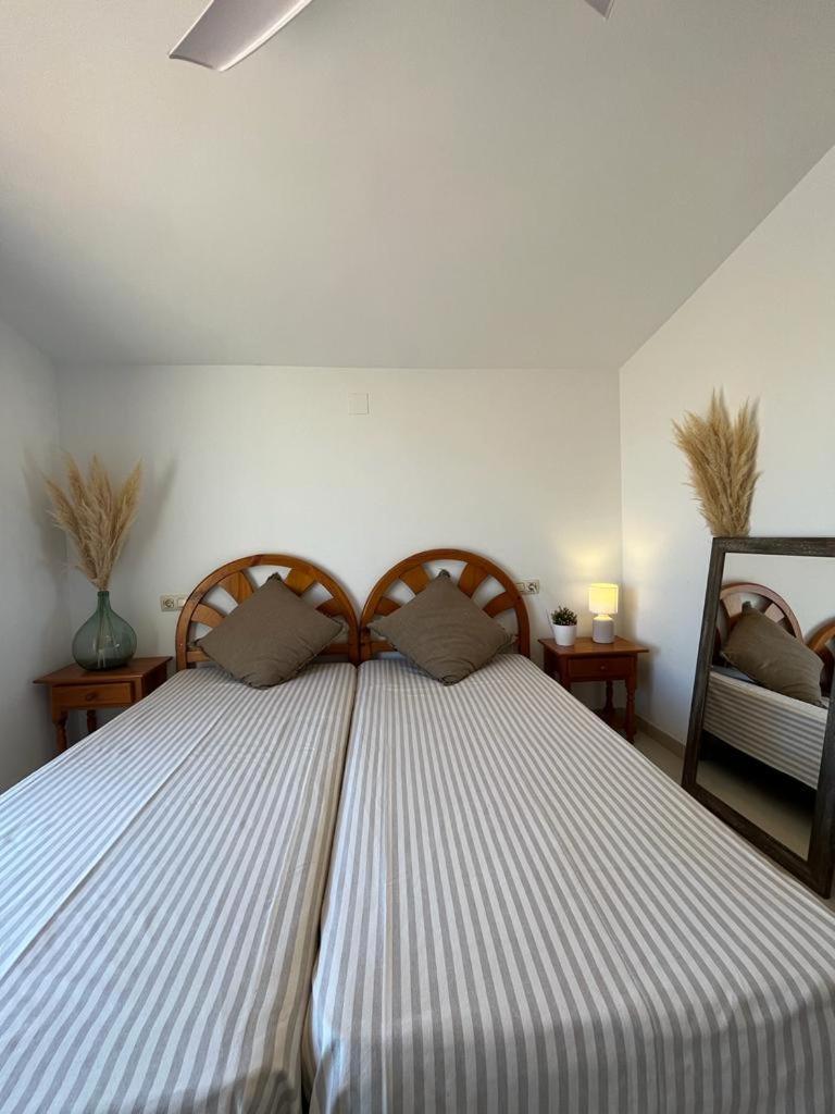 Fantastico Duplex Con Piscina -4 Personas- Apartment L'Ampolla Exterior photo